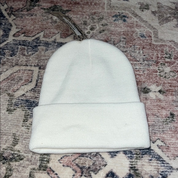 Detroit beanie - Picture 2 of 2